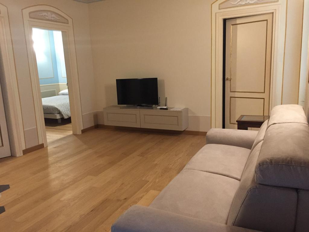 Palazzo Carasi Apartments 크레모나 외부 사진